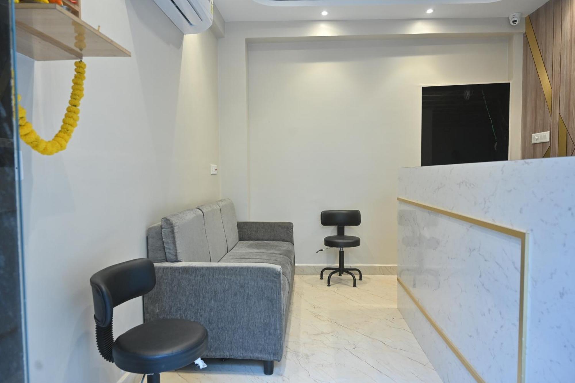 Golden Square - Kolkata Airport Hotel ภายนอก รูปภาพ
